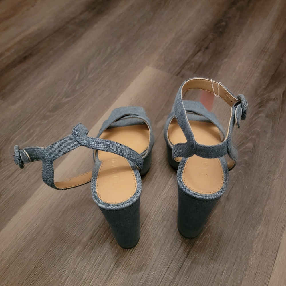 Gianni Bini Hartliye Denim Knot Ankle Strap Platform Sandals Size 9.5 - Picture 8 of 11